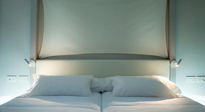 Hostal Rosales Es Pujols Extérieur photo
